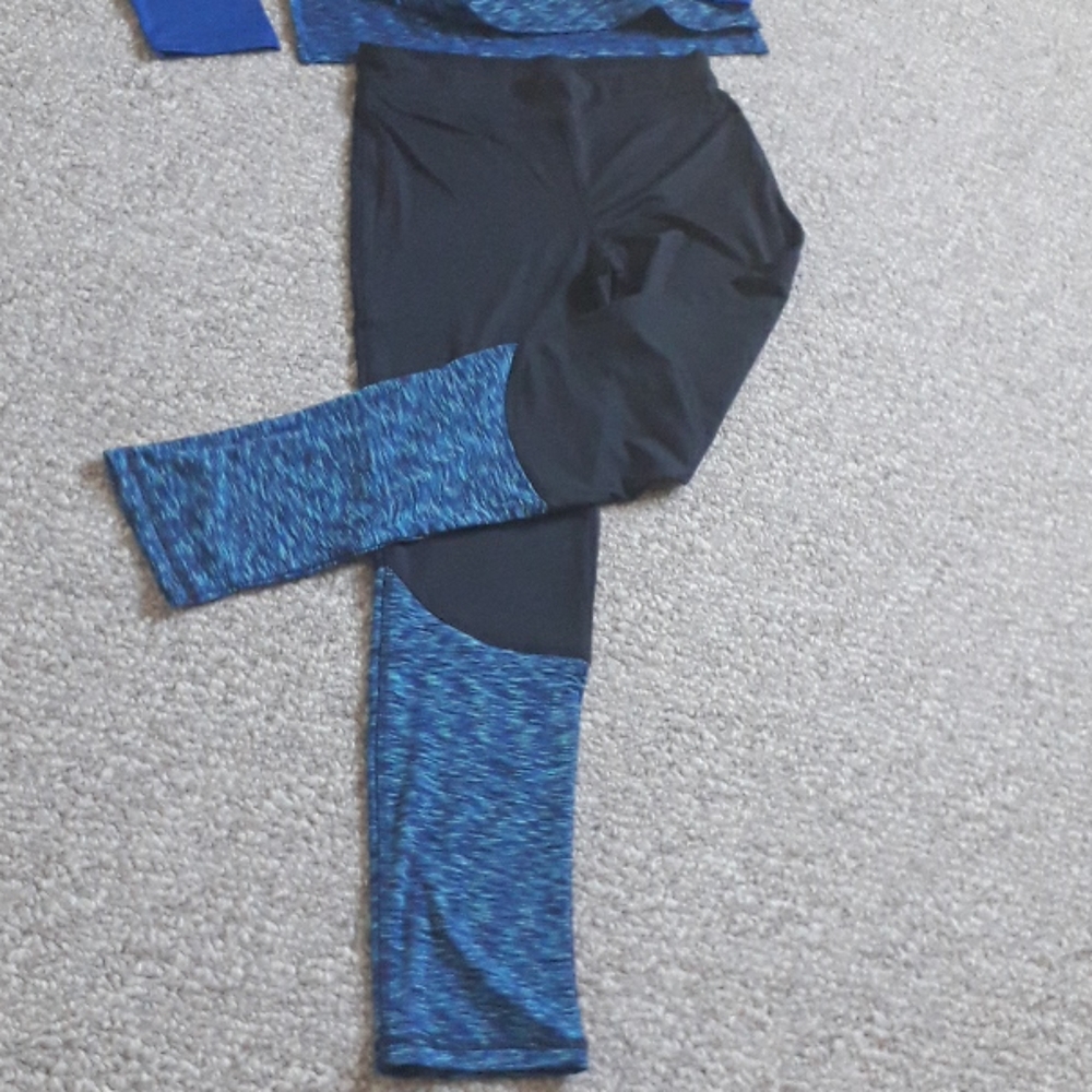 New Performance 2 pieces Set - Picture 6 of 8